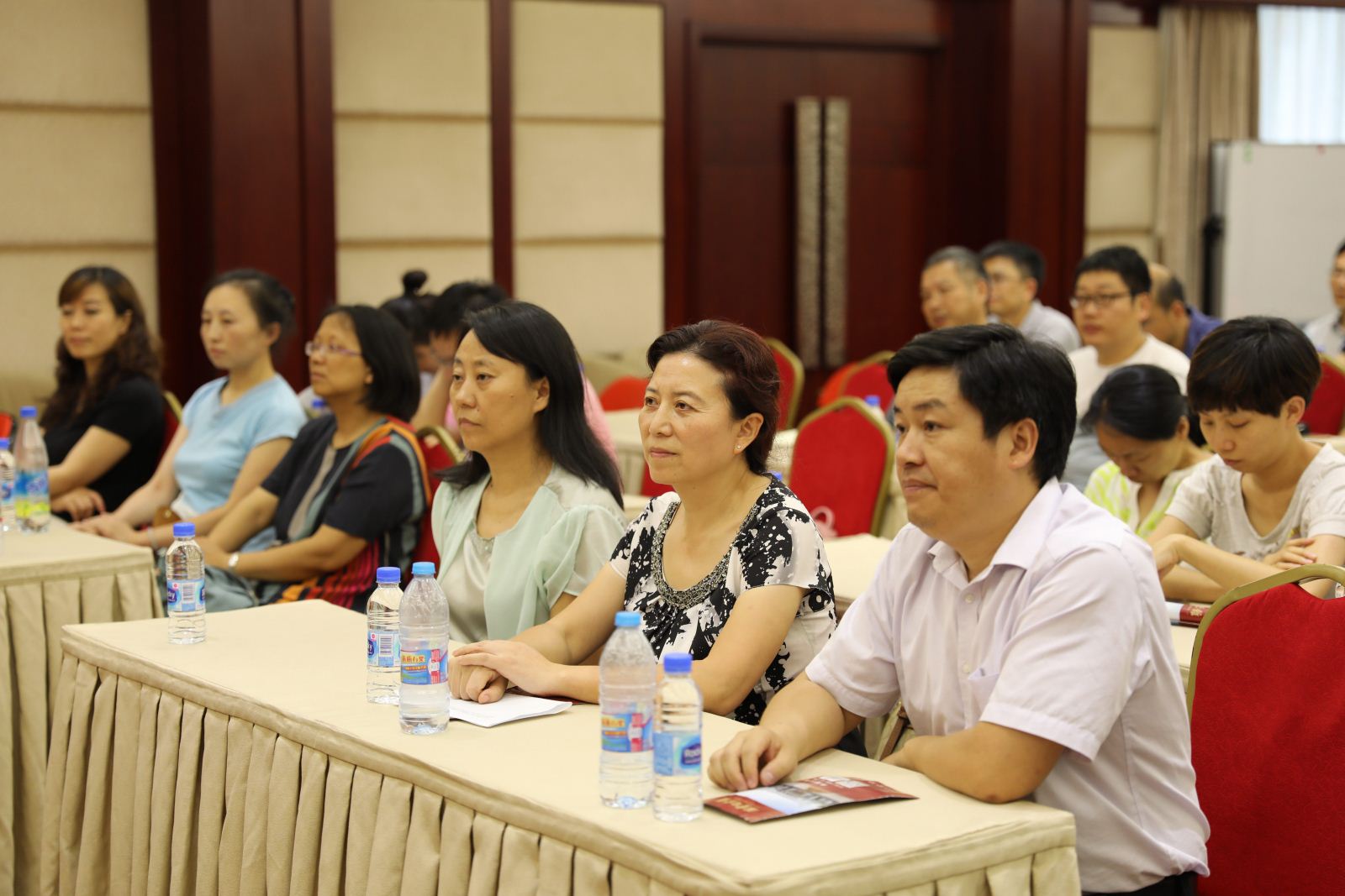 学习陈云五种精神，争做“两学一做”先锋 ——计算机科学与beat365在线体育官网师生党员赴陈云纪念馆参观学习