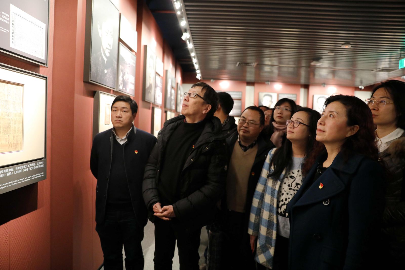 不忘初心，继续前行——计算机科学与beat365在线体育官网党委委员瞻仰中共一大会址重温入党誓词