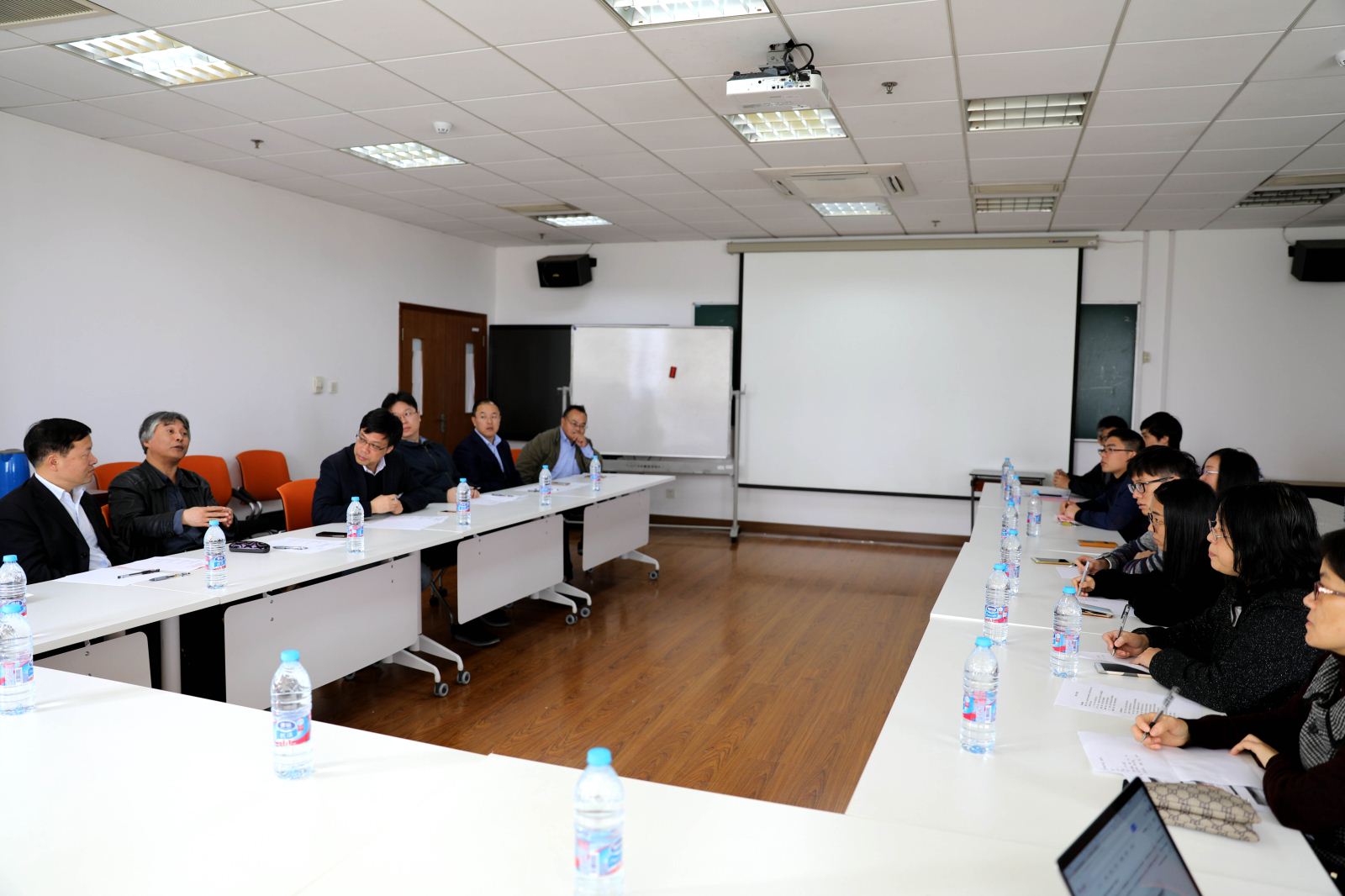 计算机科学与beat365在线体育官网学位授权点评估会议顺利召开