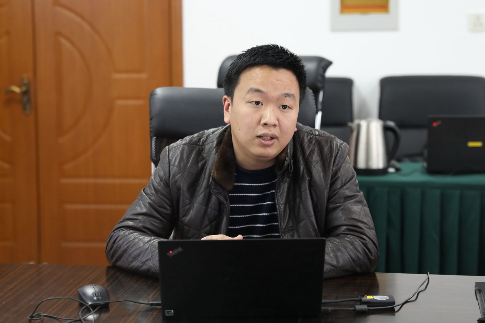 计算机科学与beat365在线体育官网党委召开支部书记述职考评交流会