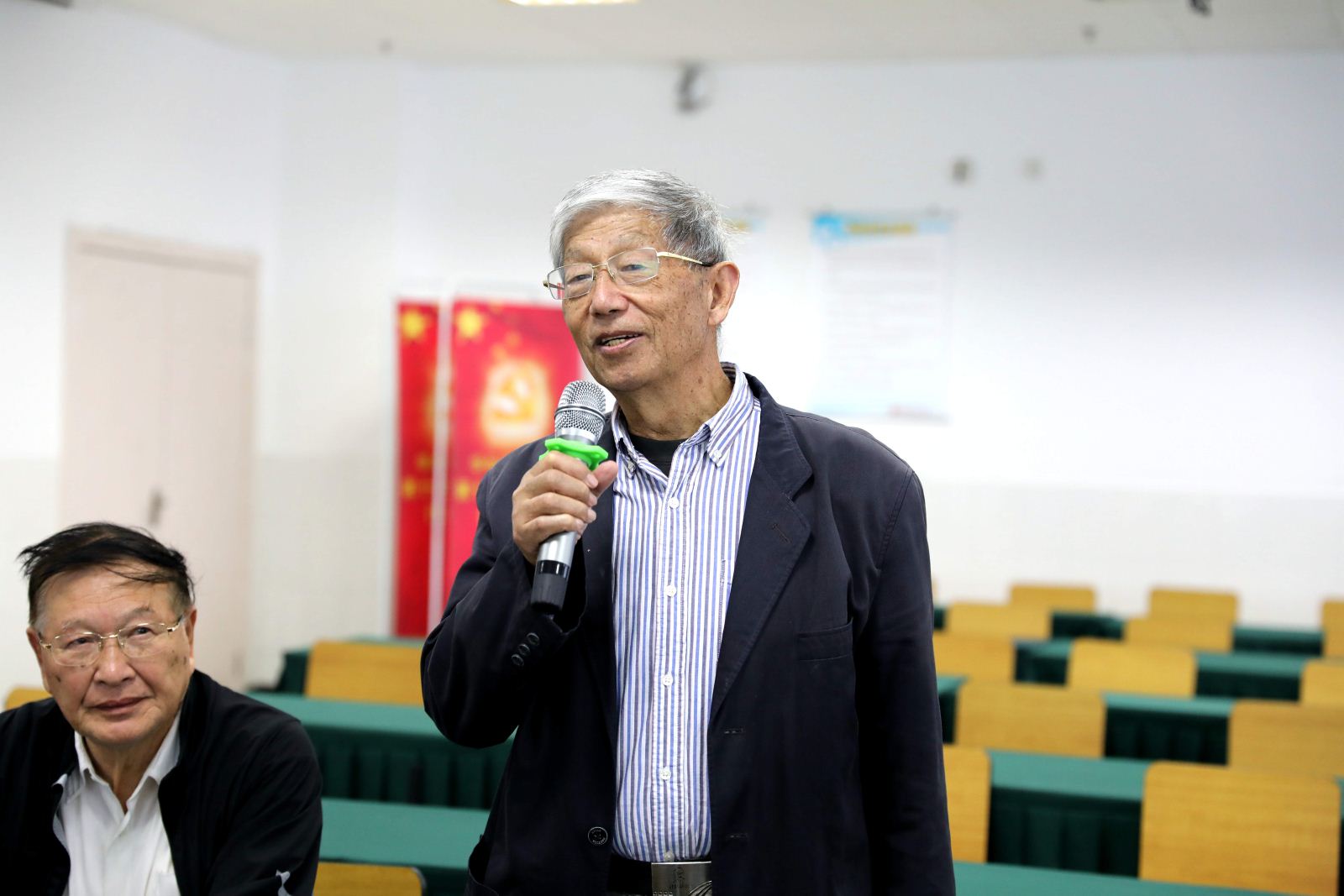 计算机科学与beat365在线体育官网举行敬老节茶话会