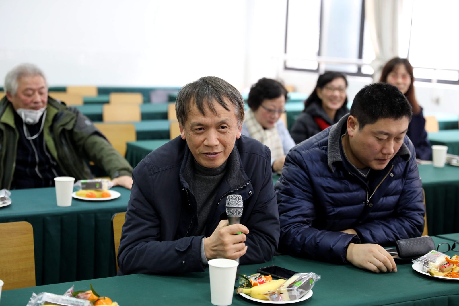 计算机科学与beat365在线体育官网举行2018年退休教职工新春茶话会