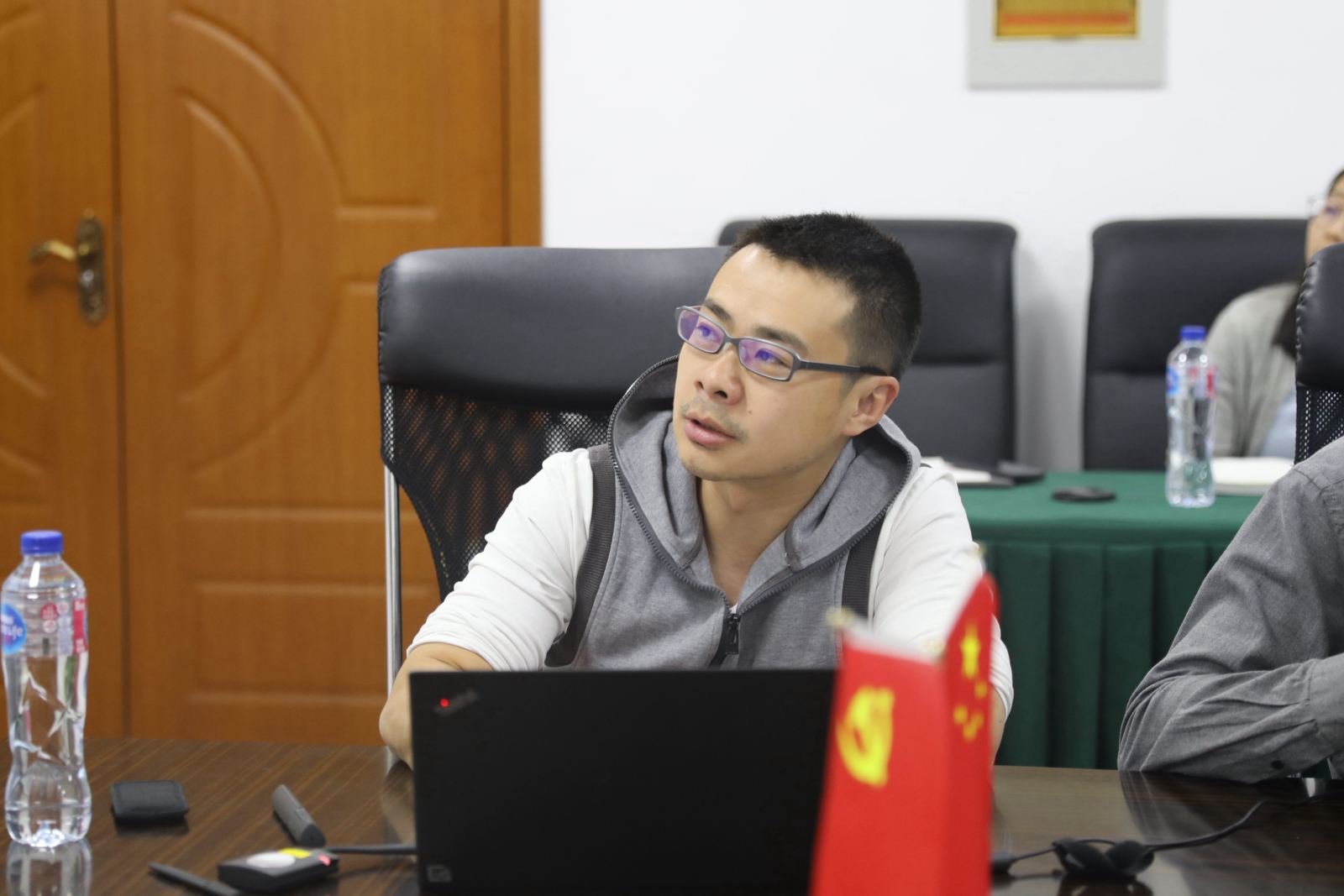 推动党建创新项目，提高党务工作水平——计算机科学与beat365在线体育官网党委召开党支部书记工作例会