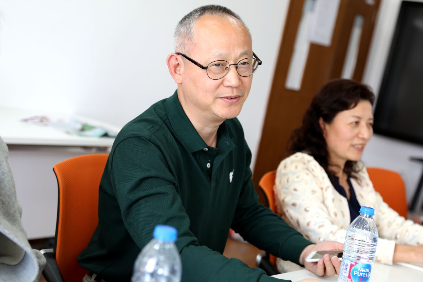 计算机科学与beat365在线体育官网举行青年教师座谈会