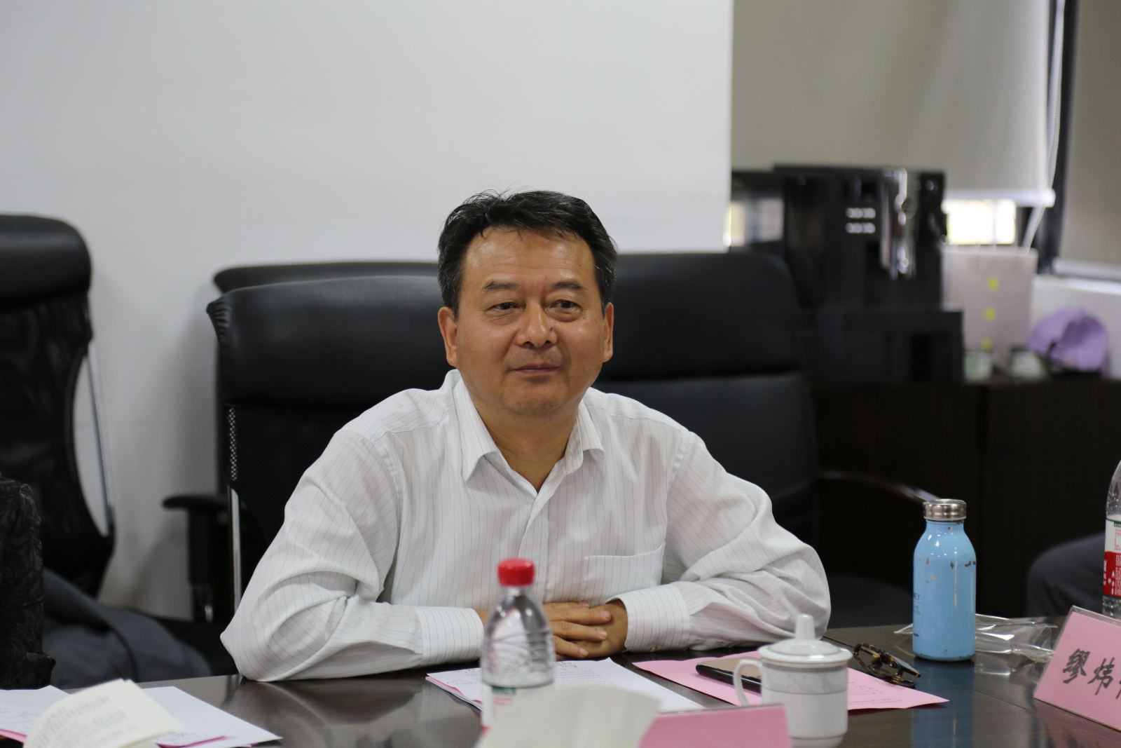 主题教育丨beat365在线体育官网举行“不忘初心、牢记使命”主题教育院领导班子第六次集中学习研讨：加强团队建设 提升育人合力和学术竞争力